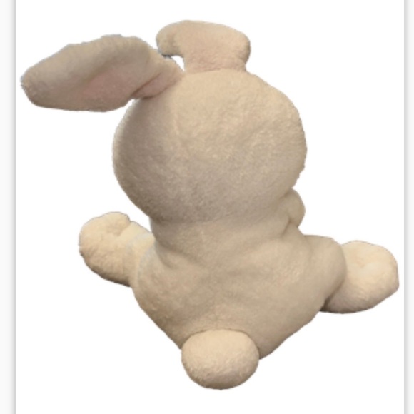 Ty Pluffies 2005 Snackers White Bunny Rabbit With Carrot - Picture 2 of 2